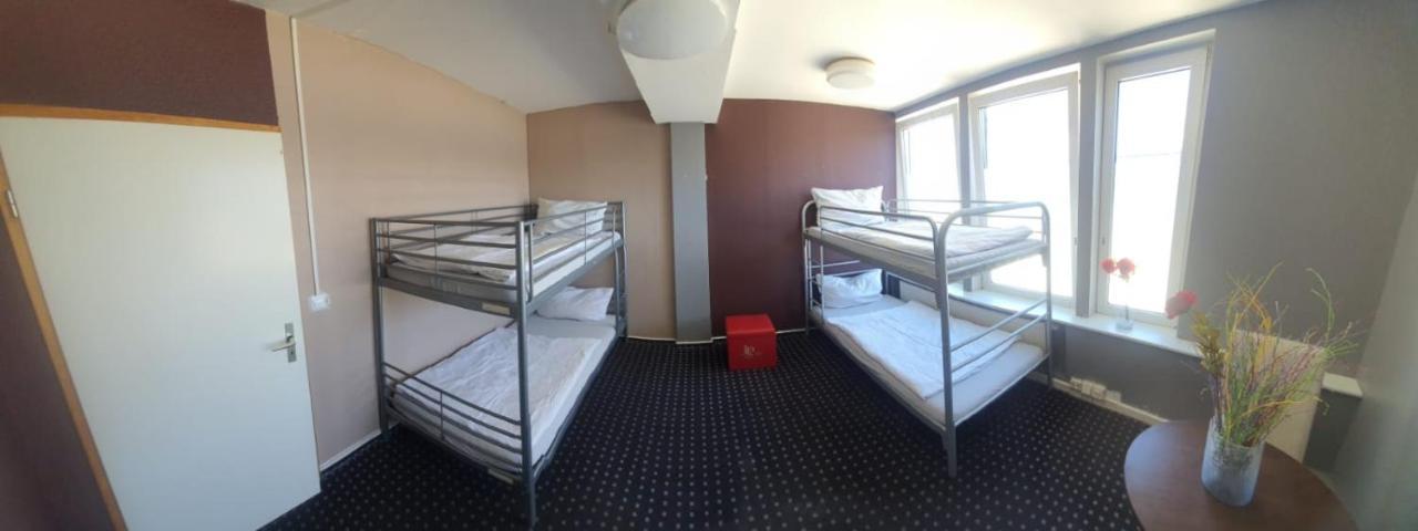 Hostel Isas
